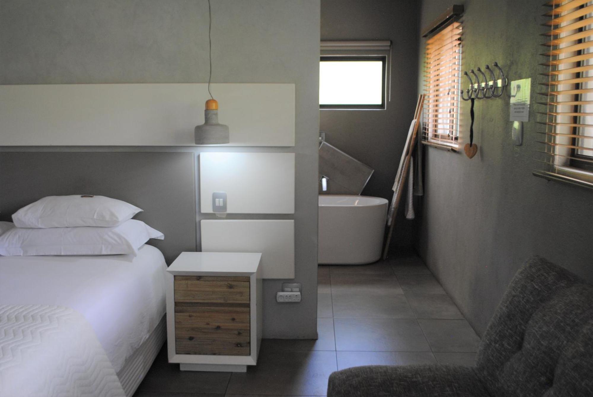 Birds Babble Self Catering Hotel Mbombela Ngoại thất bức ảnh