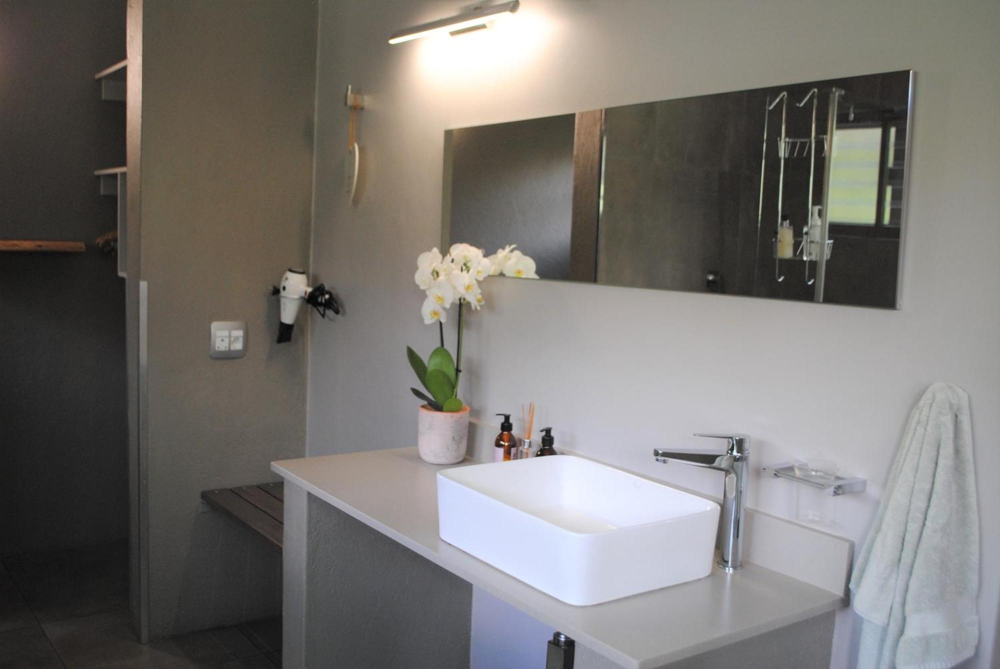 Birds Babble Self Catering Hotel Mbombela Ngoại thất bức ảnh